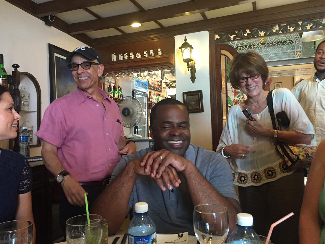 Jorge and Silvia Fernandez enjoy lunch with Mayor Kasim Reed on Sunday, June 28, 2015.Photo: Katie Leslie / kleslie@ajc.com