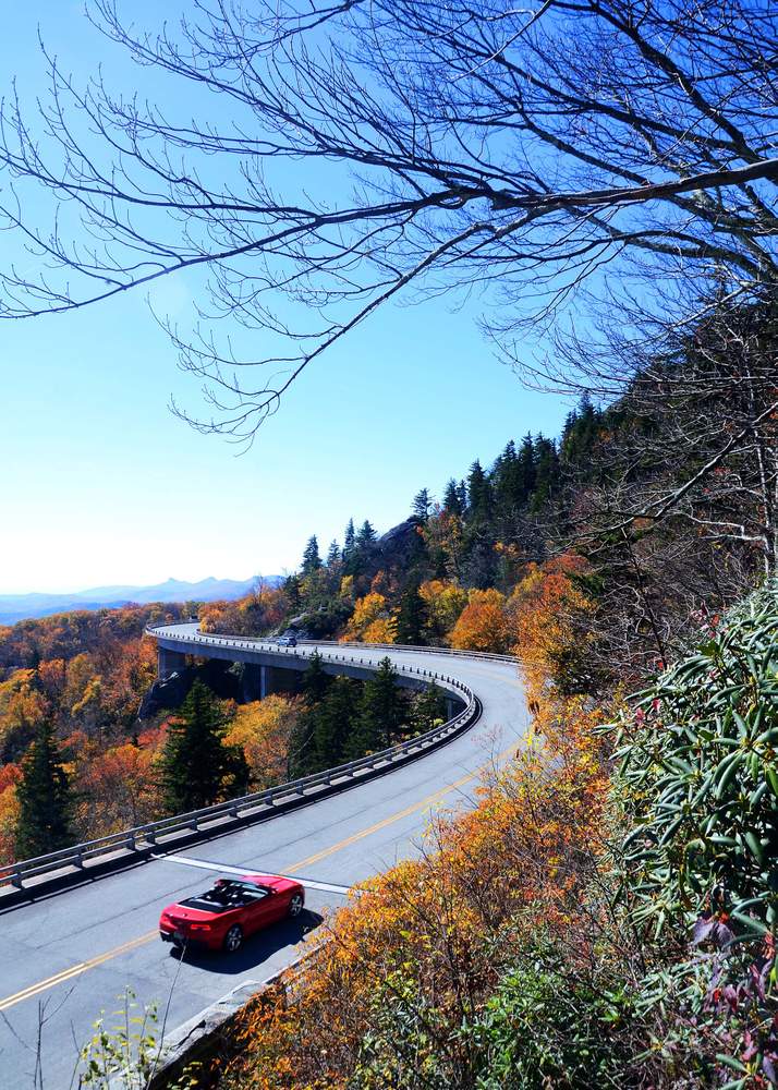 Linn Cove Viaduct, Grandfather Mountain, along the Blue Ridge Parkway in North Carolina. Chris Reynolds\/Los Angeles Times\/Tribune News Service