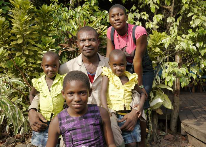 Jacob Tebo is head of construction at Limbe Wildlife Centre, All four of his children are attending school, thanks for the Stumpe’s scholarship fund.