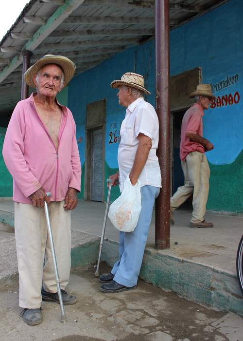 In the village of Banao, a 93-year-old man (in the pink shirt) said that he fought with Fidel Castro and Che during the revolution. 