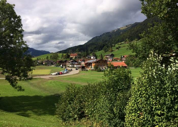 The hamlet of Gunzesried.