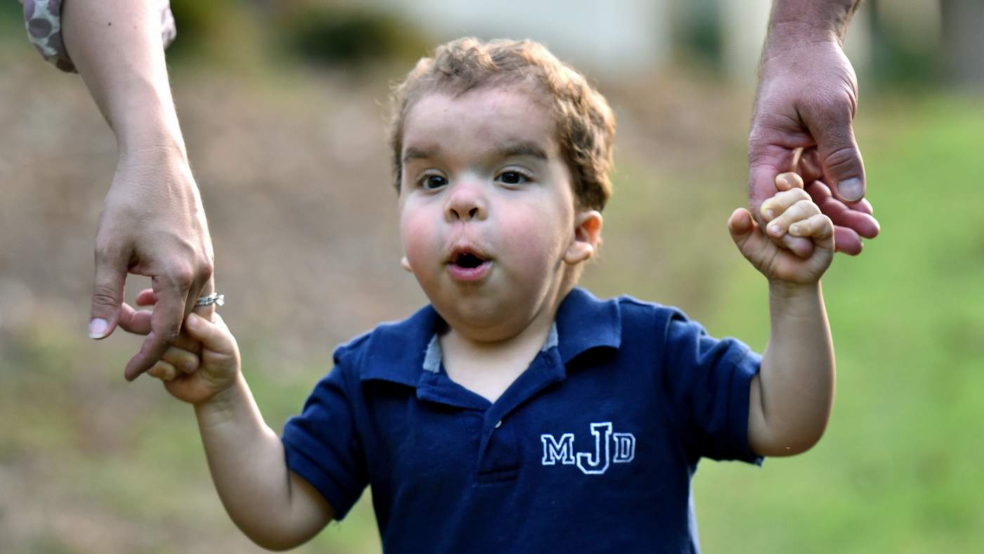 NICU baby makes great progress, tiny Braves fan