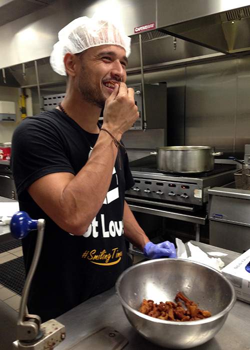 Volunteer Nelson Santos of Miami at World Central Kitchen in Dorado. Contributed by Carla Dávila Ortiz