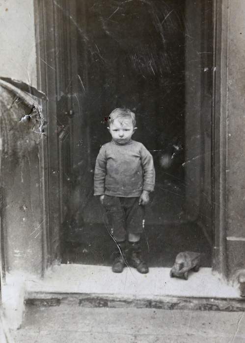 Maureen and Chris&#39; father Dennis Miles, pictured here as a child in the mid-1920s, never revealed to his family that he had been married and had a daughter.