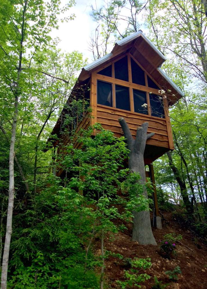 While you might feel as if you're Tarzan in the jungle, this luxe tree house isn't far from the amenities of downtown Gatlinburg. Photo courtesy of Camp LeConte
