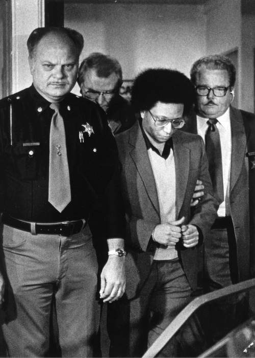Wayne Williams leaves Fulton County jail on his way to the court house for his trial, Feb. 15, 1982. Bud Skinner\/AJC